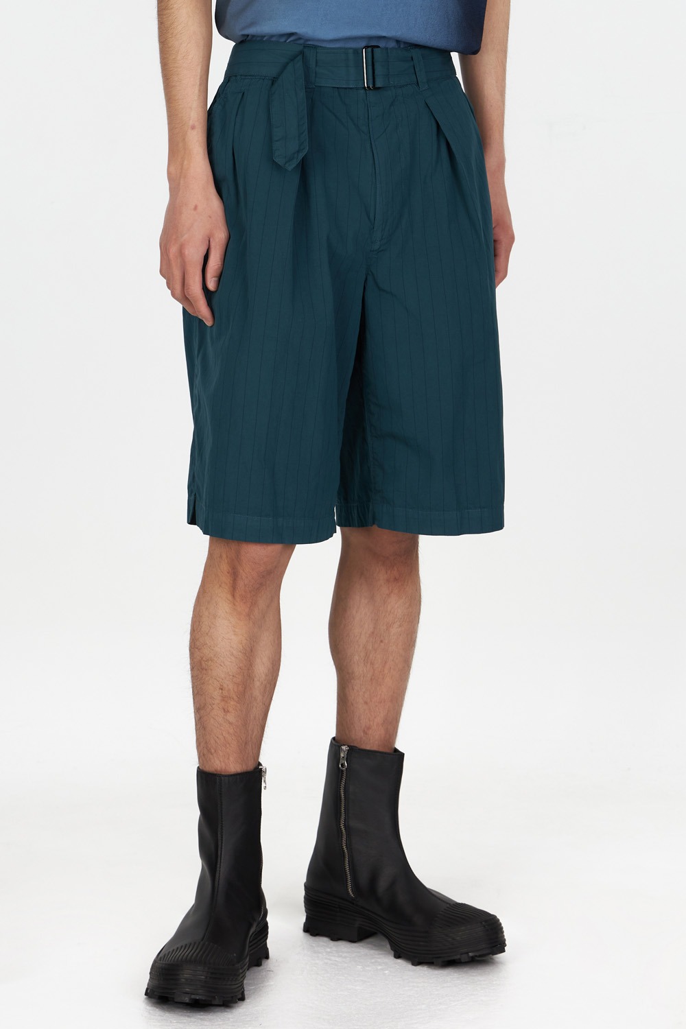 Garment Dye Stripe Belted Wide Shorts_Green