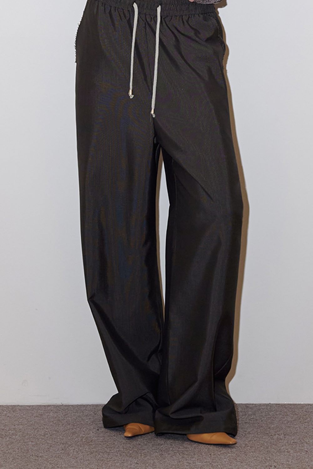 Jacquard Stripe Effortless Pants-Deep Brown
