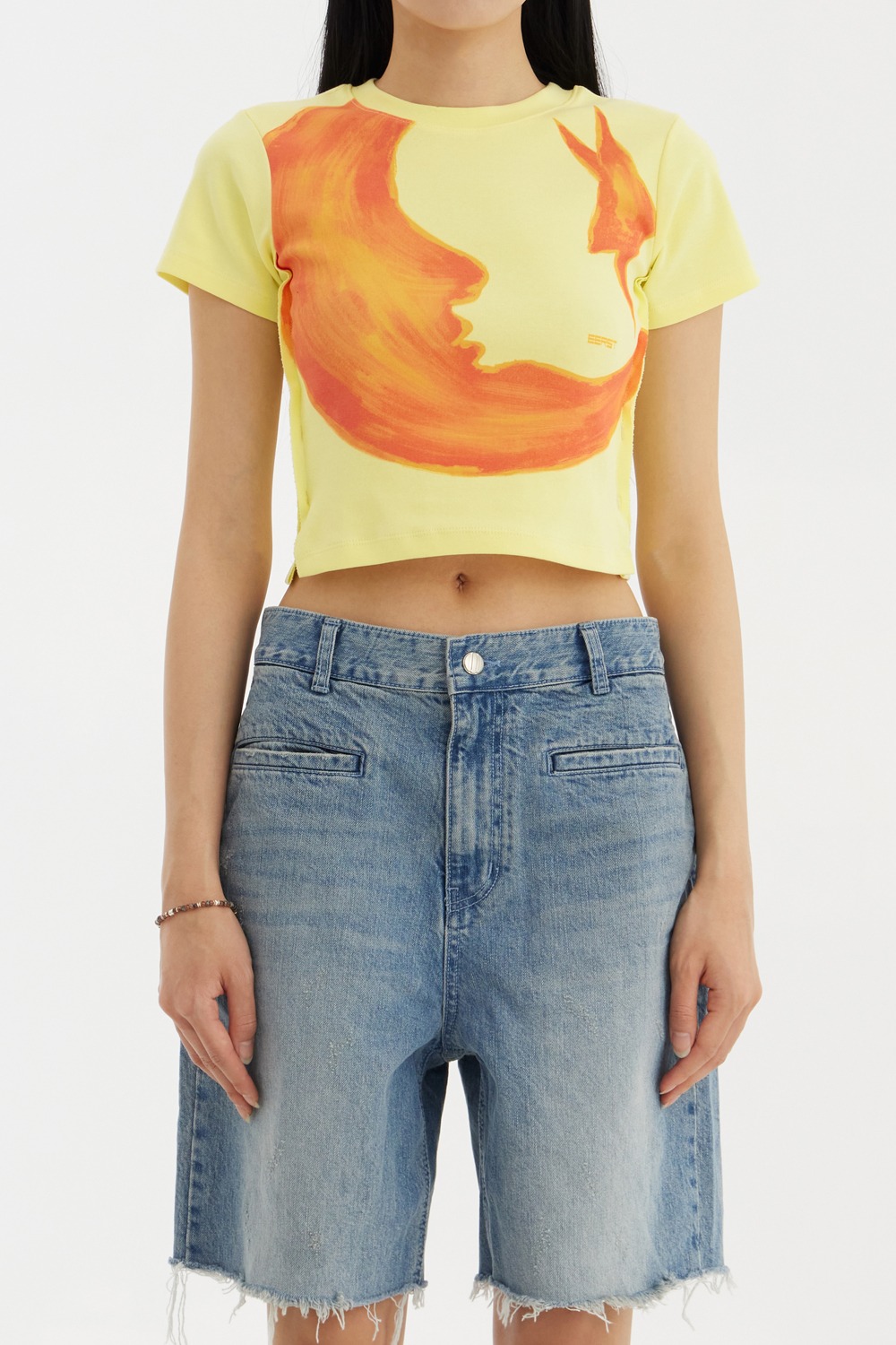 Crescent T-shirt-Lemon