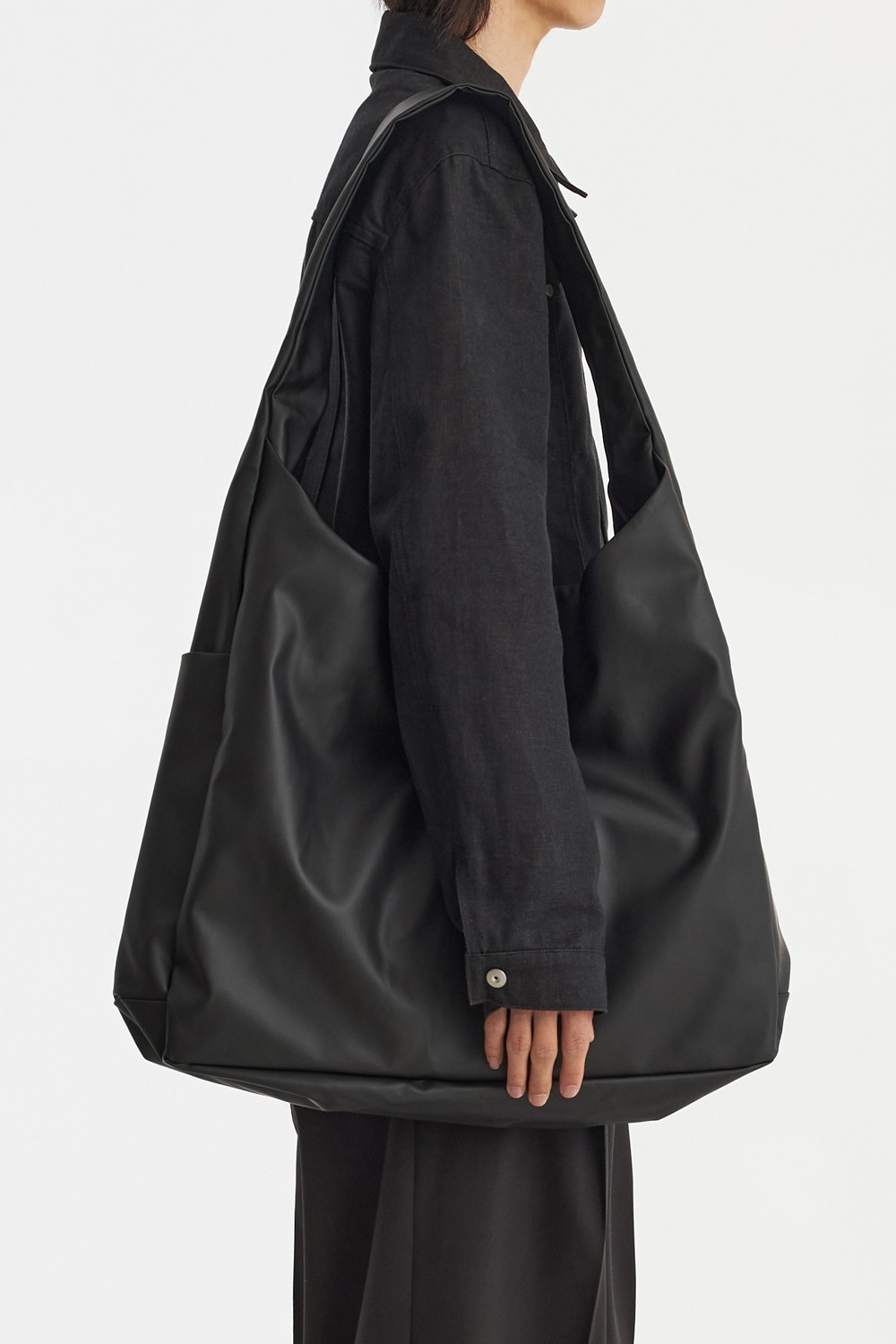 Shoulder Bag (Coated)-Black (Coating)