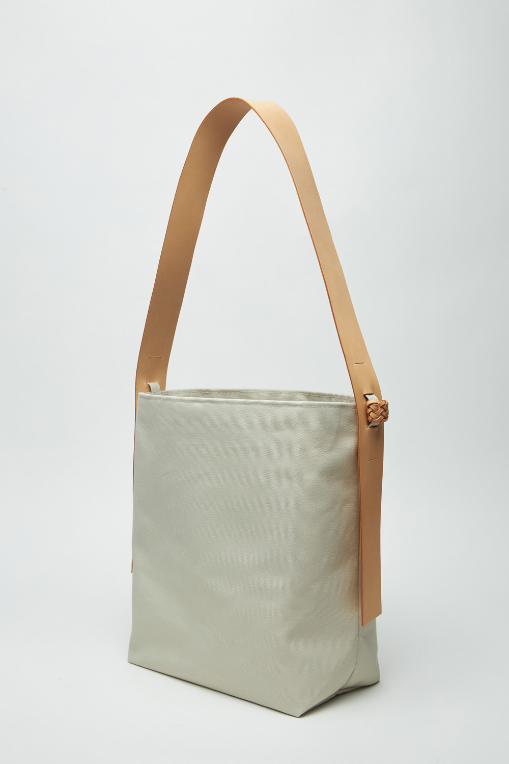 Tafolod Shoulder Bag-Ivory