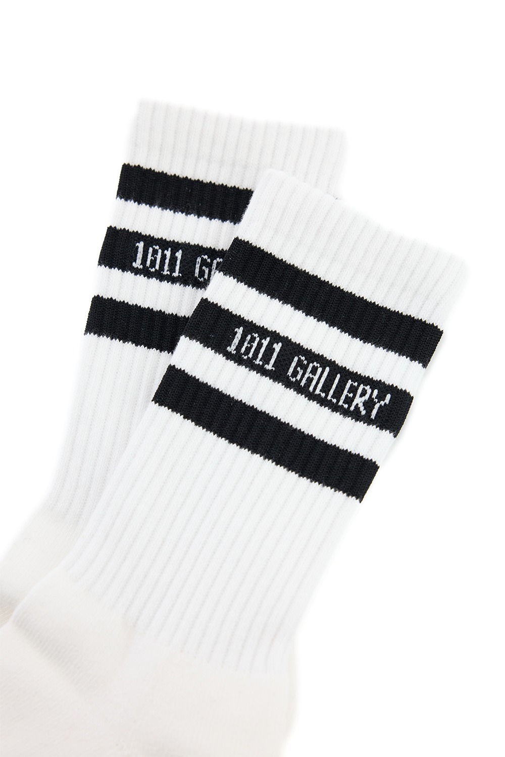 1011 Gallery Stripe Socks-Black