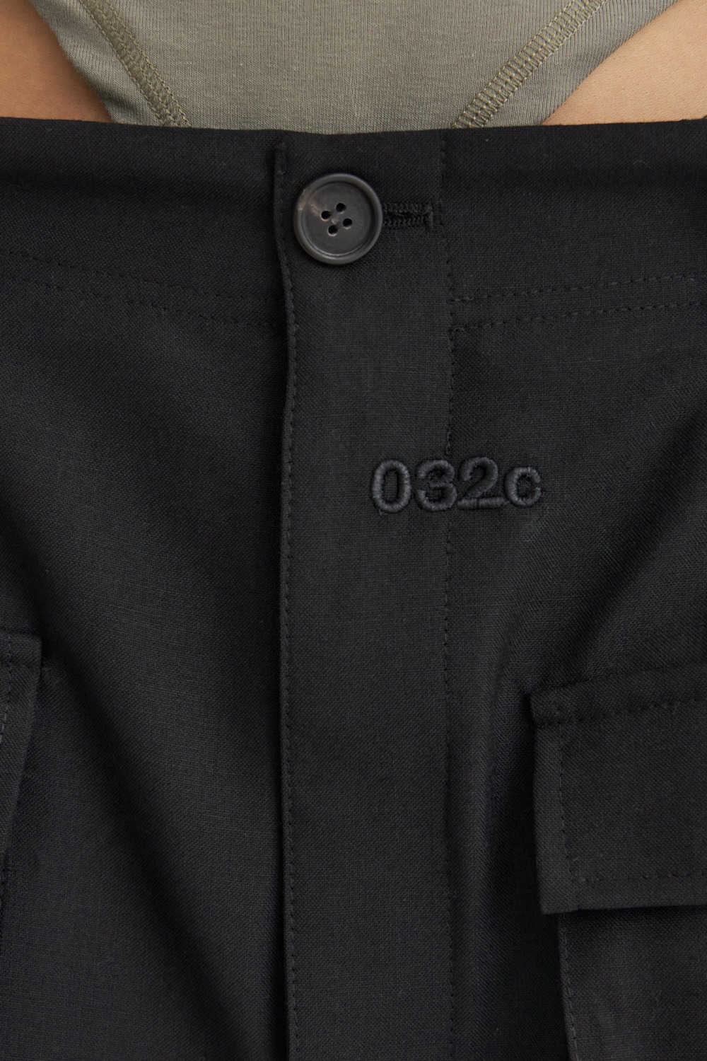 Tailored Flap Pocket Shorts-Black